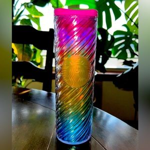 LIKE BRAND NEW 2022 Starbucks Pride 16 oz tumbler.